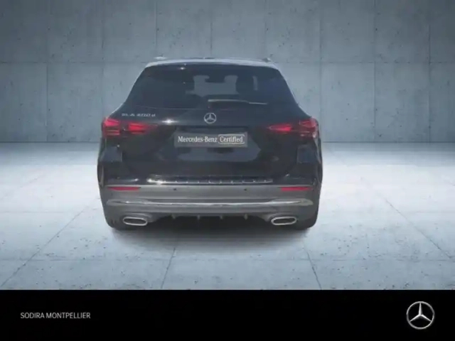 Mercedes Gla 200 d 150ch amg line 8g-dct — photo 4