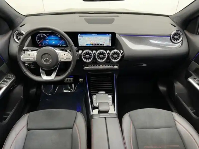 Mercedes Gla 250 e amg line — photo 11
