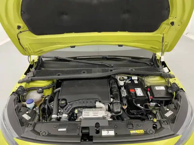 Peugeot 208 puretech 100 s&amp;s bvm6 — photo 53