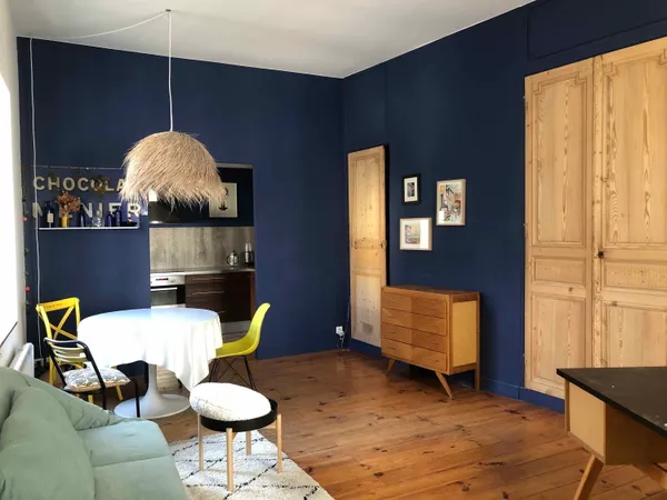 Loue appartement meublé