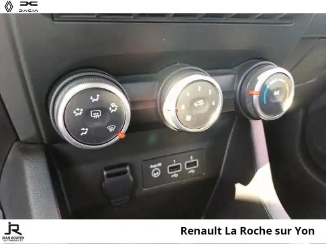 Renault Clio 1.0 tce 100ch business gpl -21n — photo 14