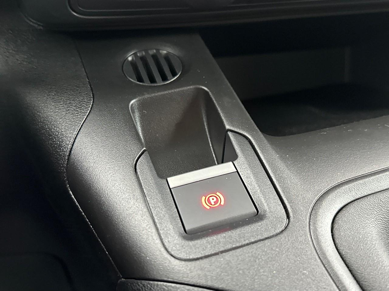Citroën Berlingo van m diesel 100 ch manuelle — photo 30