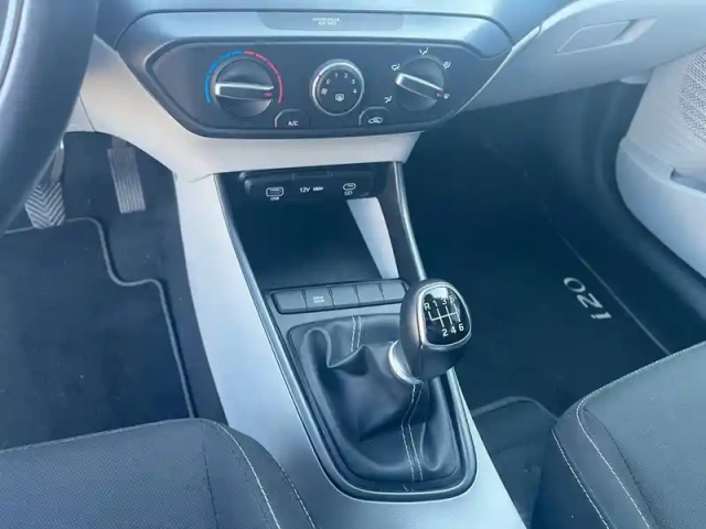 Hyundai I20 1.0 t-gdi 100 hybrid 48v — photo 11