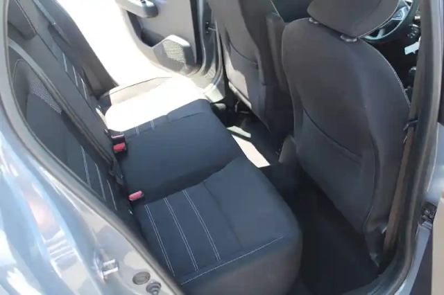 Dacia Sandero eco-g 100 — photo 15