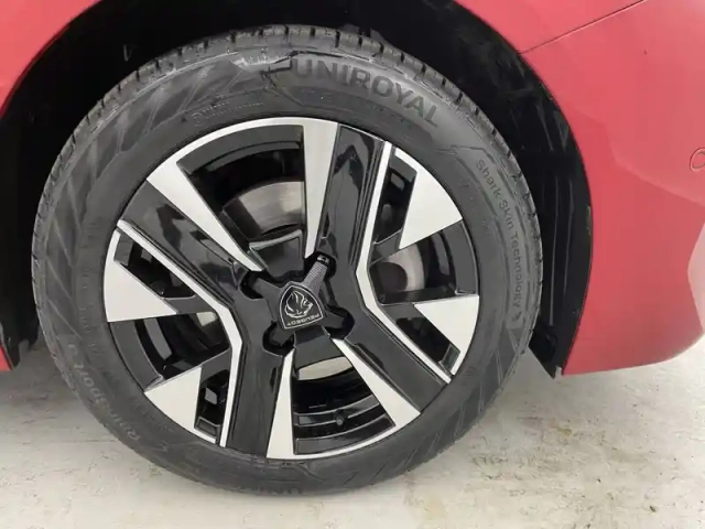 Peugeot 208 100 s&amp;s bvm6 — photo 18
