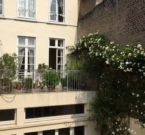 Maison 6 pièces 320 m²