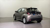 Toyota Yaris 116h Design 5p MY22 — photo 8