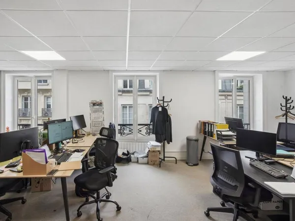 Bureaux 214 m²