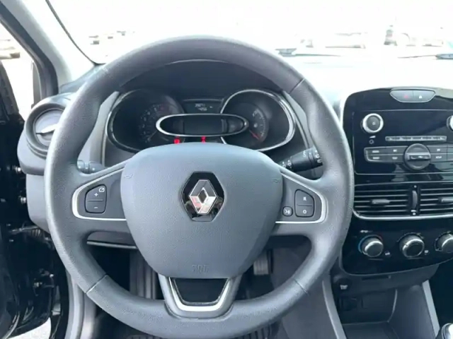 Renault Clio 1.2 16v 75 — photo 22