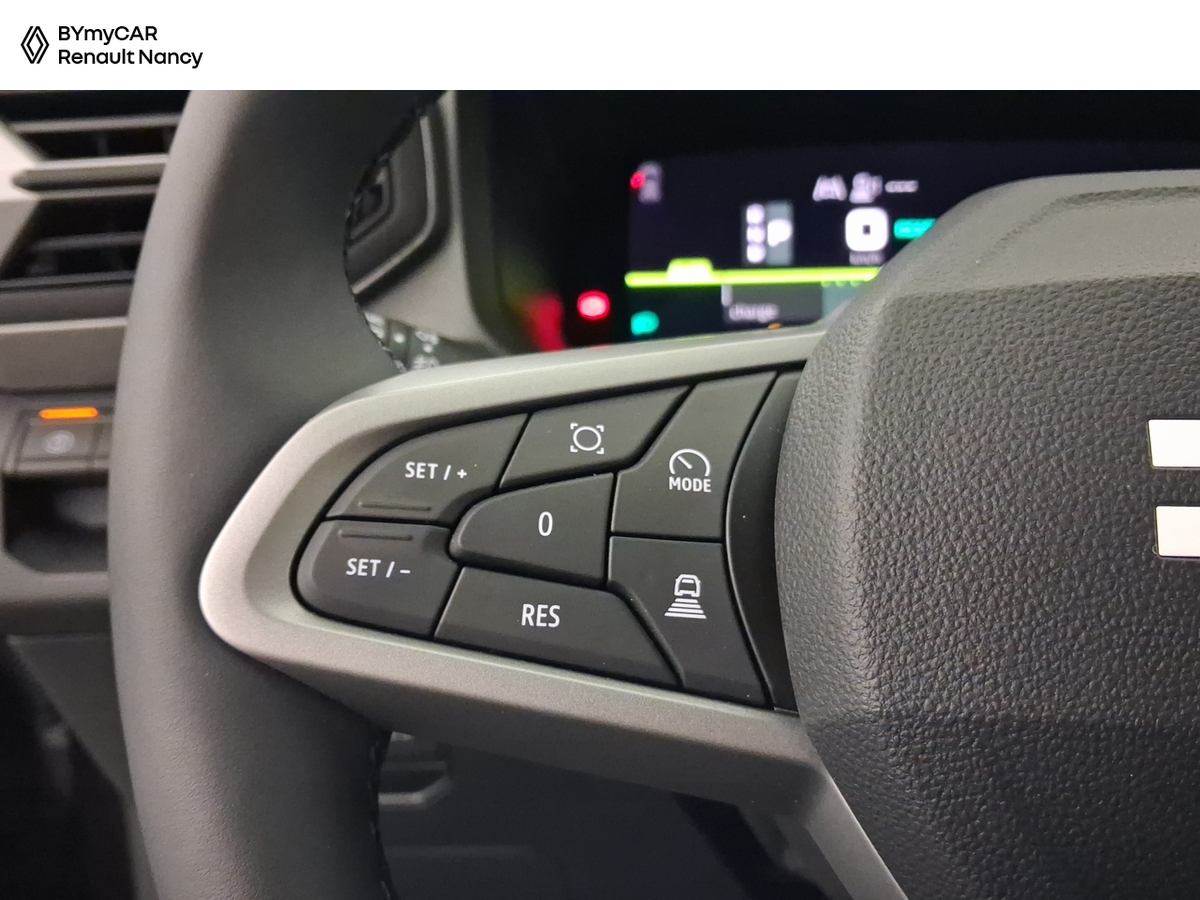 Dacia Bigster Hybrid-G 150 4x4 — photo 18