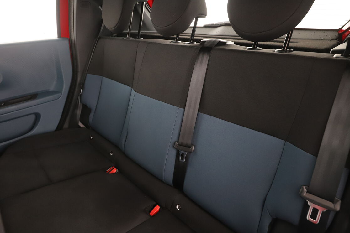 Fiat Grande Panda 1.2 Hybrid Turbo Pop eDCT6 — photo 13