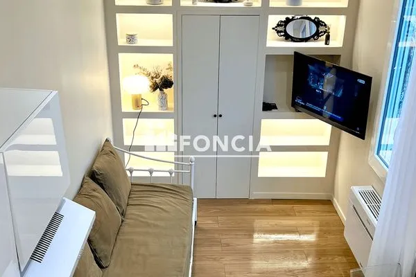 Studio 1 pièce 20 m²