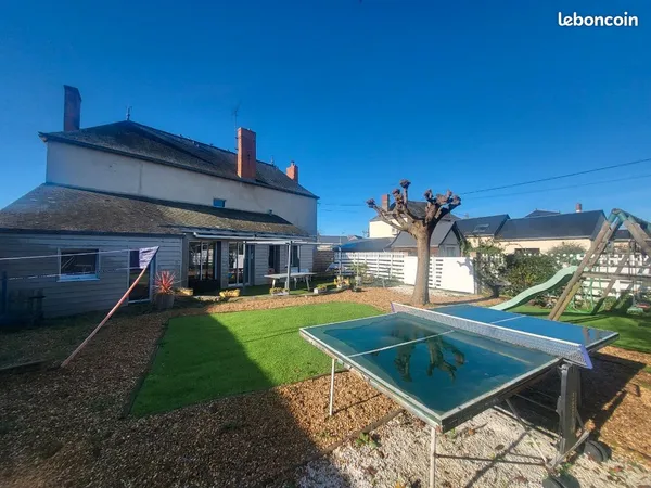 Maison 167 m², hangar 115 m², terrain 350 m2
