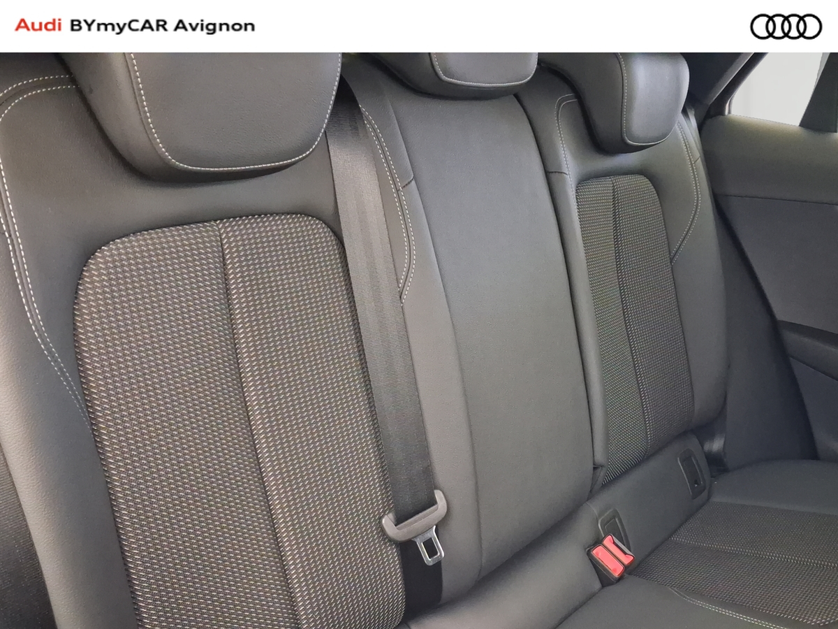 Audi Q2 35 TFSI 150 S tronic 7 — photo 27