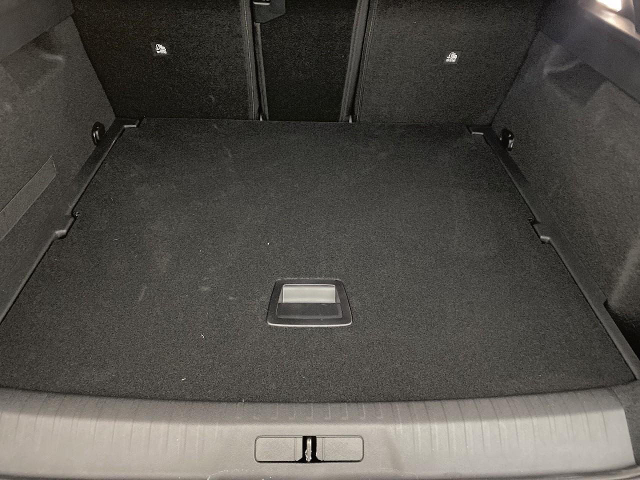 Peugeot 3008 electrique 210 ch 73 kwh allure — photo 6
