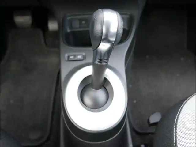 Renault Twingo e-tech electric equilibre r80 achat intégral — photo 11