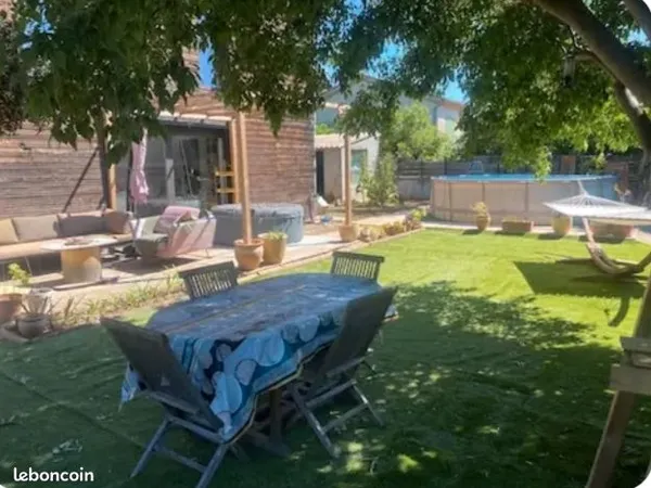 Coloc à la Valette du Var - Jardin et Piscine