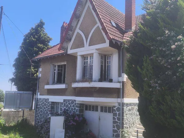 Maison 6 pièces 225 m²