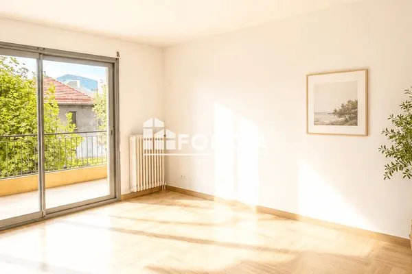 Appartement 4 pièces 83 m²