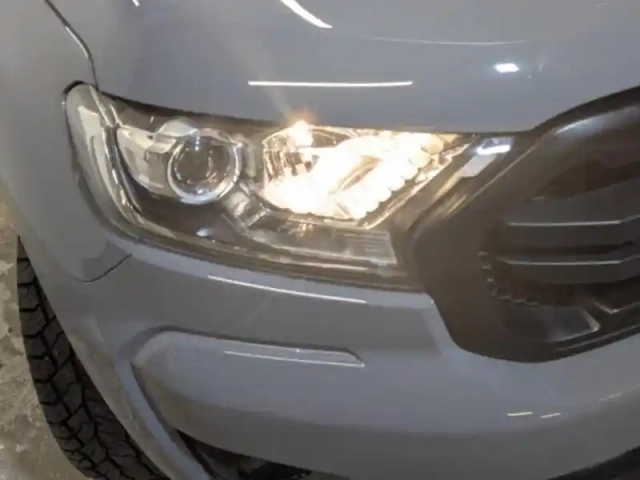 Ford Ranger 2.0 tdci 170ch super cab wolftrak bva10 — photo 4