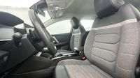 Citroen C4 BlueHDi 130ch S&S Feel Pack EAT8 120g — photo 9