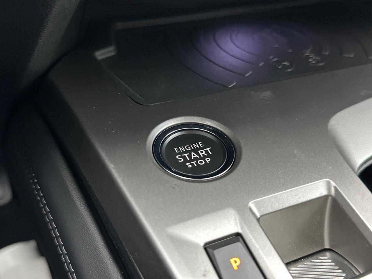 Peugeot 308 phev 180 e-eat8 allure pack — photo 28