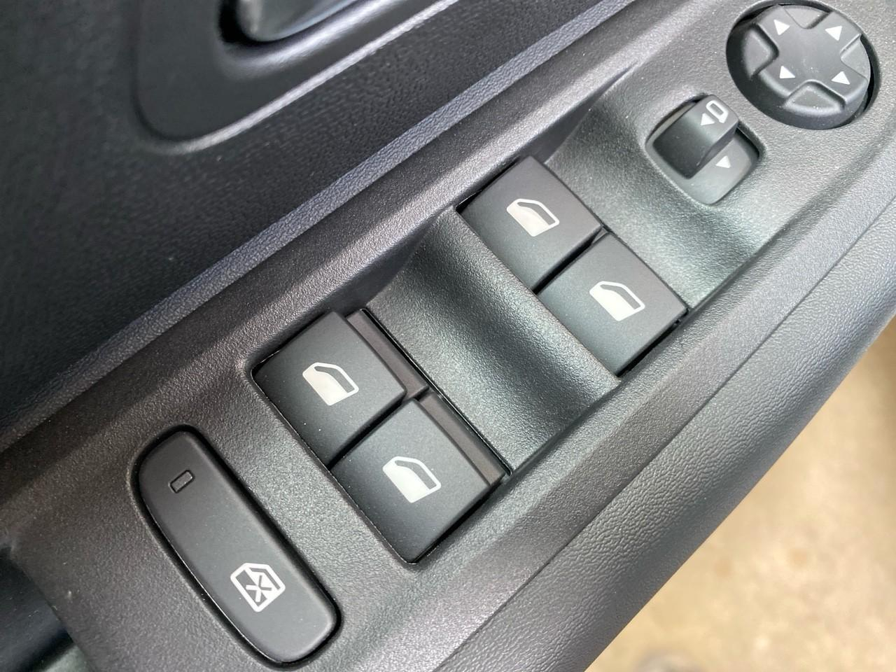 Citroën C4 X electrique 156ch (autonomie etendue) e-series auto — photo 12
