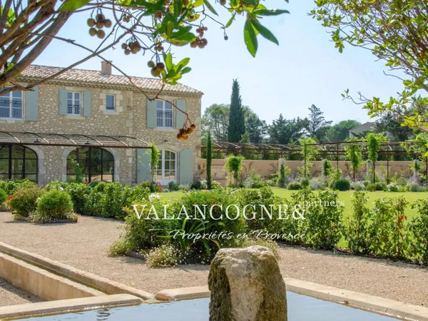 Maison 6 pièces 249 m²