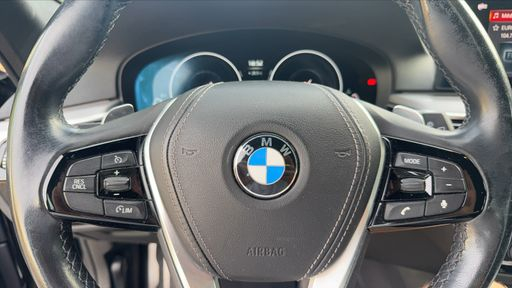 BMW Serie 5 Touring 520i 184 BVA8 - M Sport – 2021 – 73847 km – Essence – Boîte Automatique — photo 9