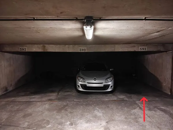 Parking 12 m²