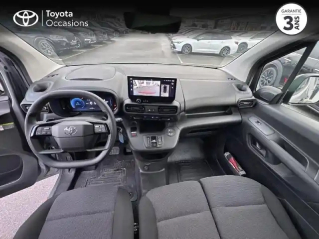 Toyota Proace city electric medium 50 kwh business mc23 — photo 8