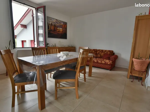 Propriété 6 pièces 184 m²