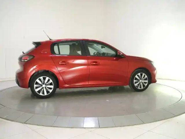 Peugeot 208 puretech 100 s&amp;s eat8 — photo 27