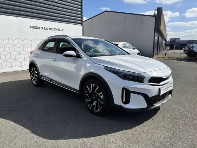 Kia Xceed 1.0 t-gdi 100 ch bvm6 — photo 7