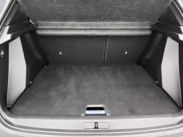 Peugeot 2008 puretech 100 s&amp;s bvm6 allure — photo 8