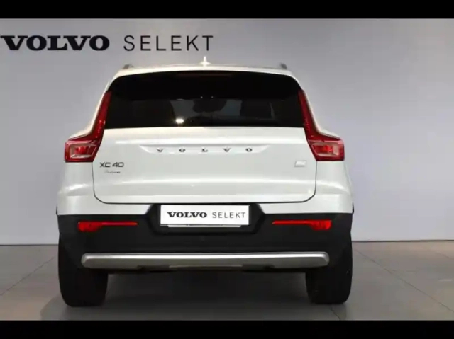 Volvo Xc40 t5 recharge 180 + 82ch business dct 7 — photo 18