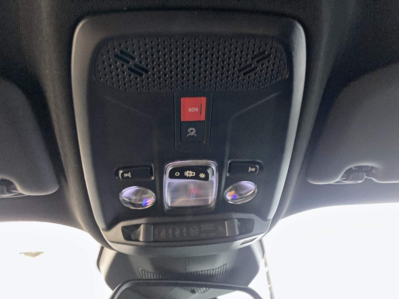 Peugeot 2008 hybrid 145 ch e-dcs6 allure — photo 19