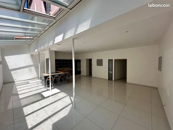 Grand appartement Type 4 Centre Ville avec Garage