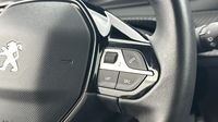 Peugeot 208 e-208 136ch 50 kWh Allure — photo 16