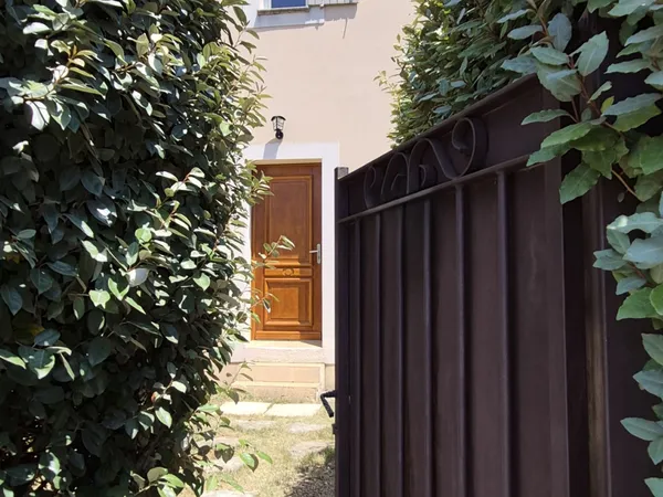 Spacieuse villa avec vue sur le Luberon