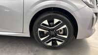 Peugeot 208 1.2 Hybrid 100ch Allure e-DCS6 — photo 20