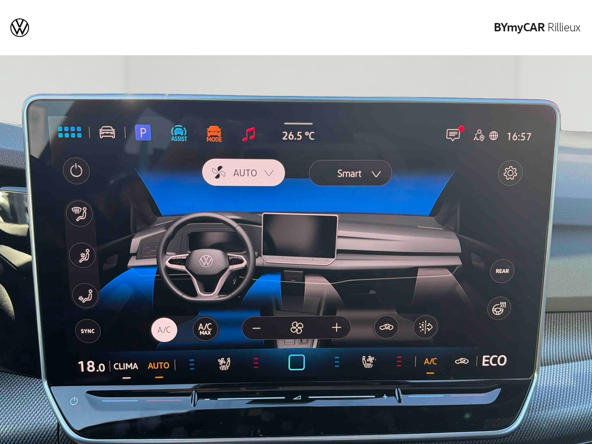 Volkswagen Golf 1.5 eHybrid 272 DSG6 — photo 20