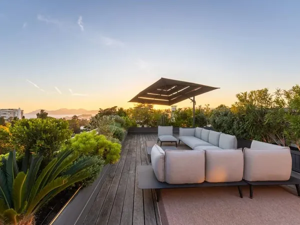 Cannes BASSE CALIFORNIE TOIT TERRASSE