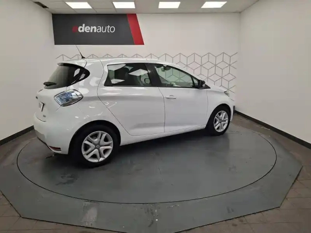 Renault Zoé zoe r90 — photo 11