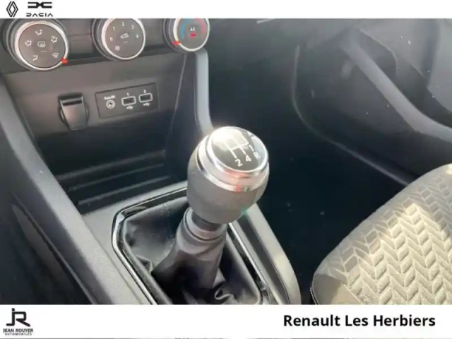 Renault Clio 1.0 sce 65ch evolution — photo 6