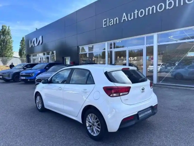 Kia Rio 1.2 84ch isg launch edition — photo 7