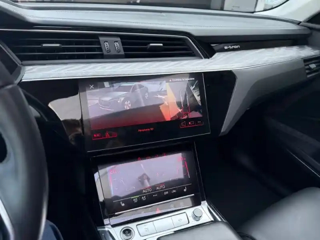Audi E-Tron sportback 55 quattro 408 ch — photo 20