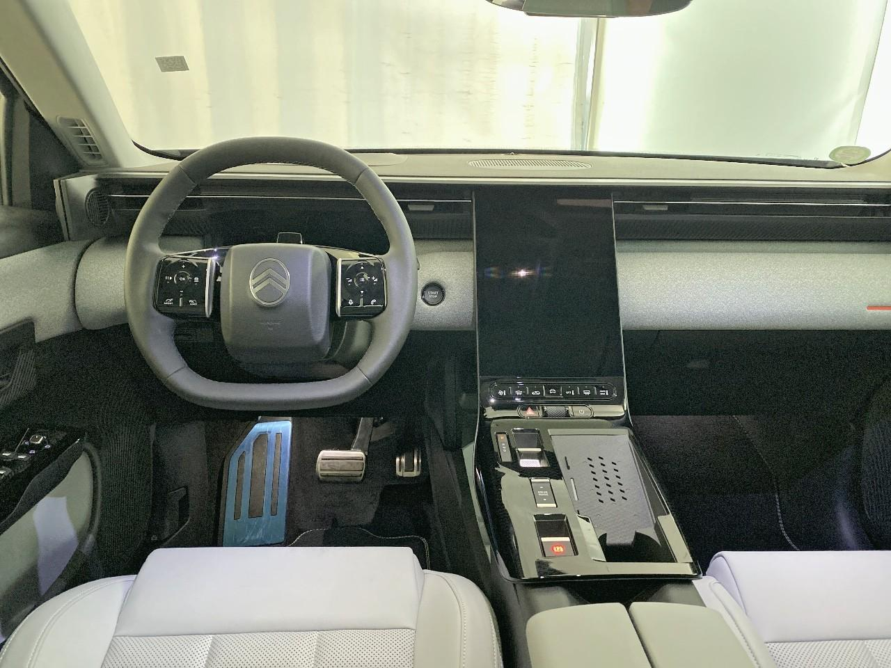 Citroën C5 Aircross e-c5 aircross 210 ch autonomie confort max — photo 8