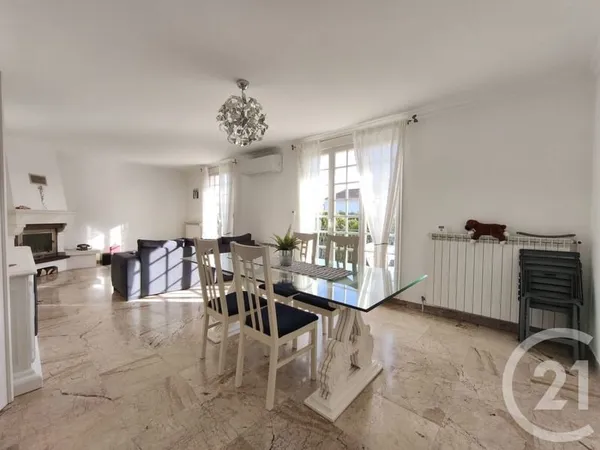 Maison 10 pièces 188 m²