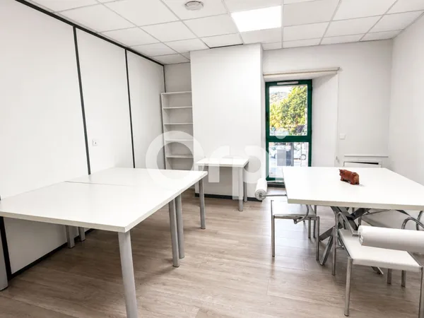 Local commercial 38 m²